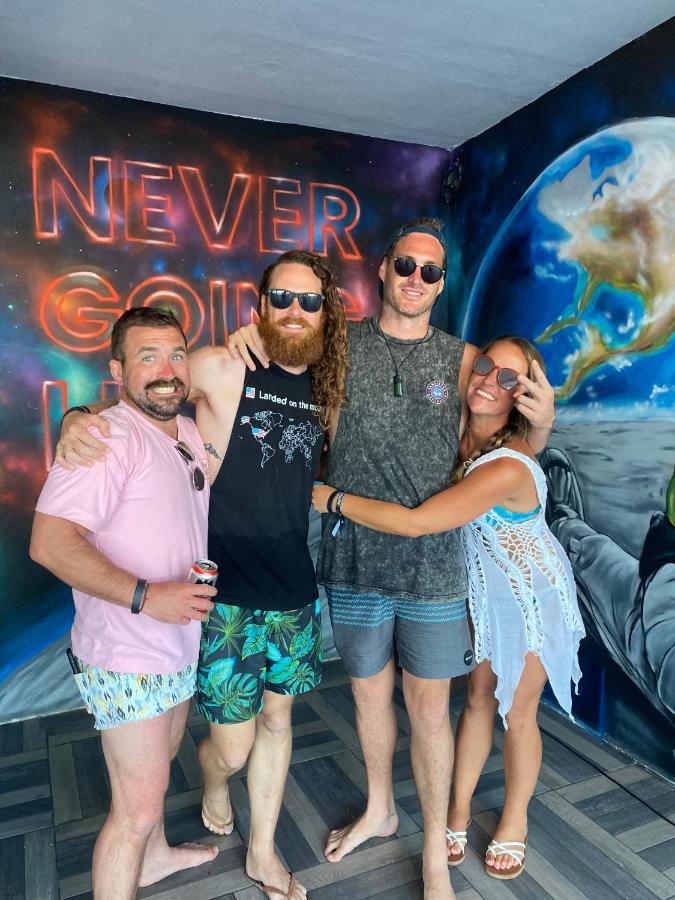 Why Not Rooftop Party Hostel Плая-дель-Кармен Экстерьер фото